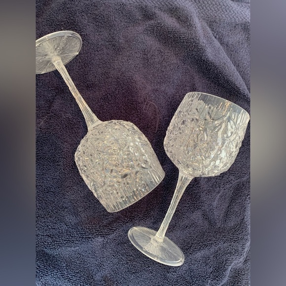 Vintage Lucite “Cracked Ice” Wine Glasses Set of 2 - Picture 7 of 7